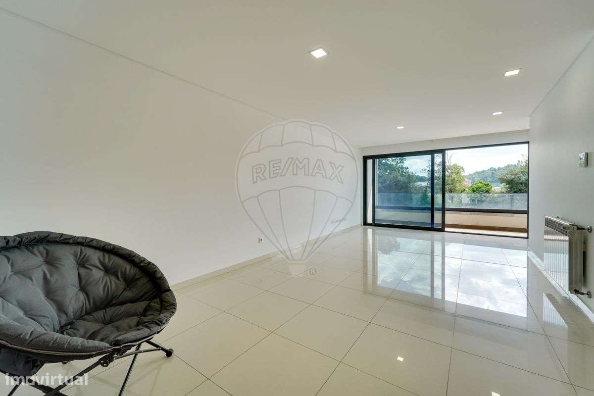 Apartamento T3 | Centro Águeda | Terraço | 283m2-14