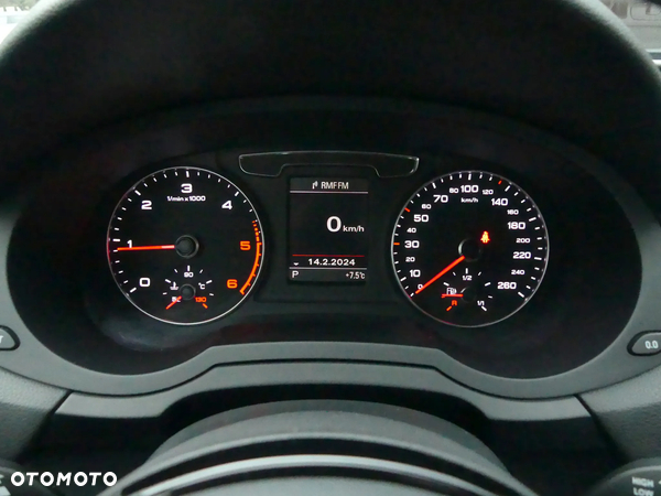 Audi Q3 2.0 TDI quattro S tronic sport - 22