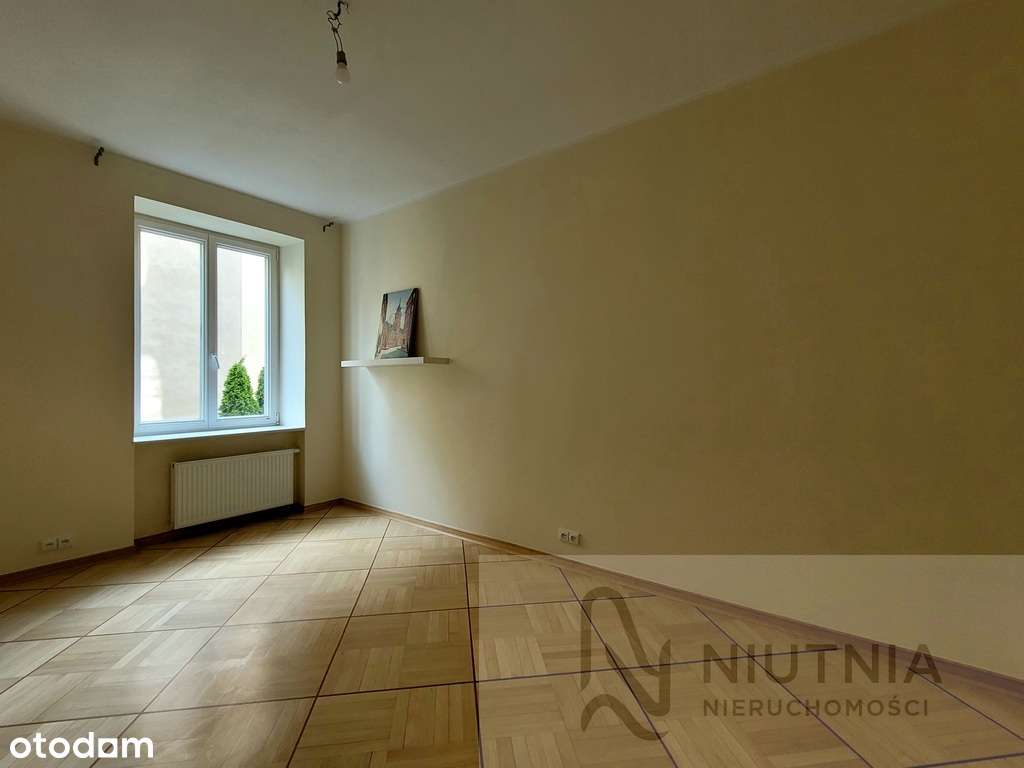 Połączone 2 mieszkania tuż przy parku-11