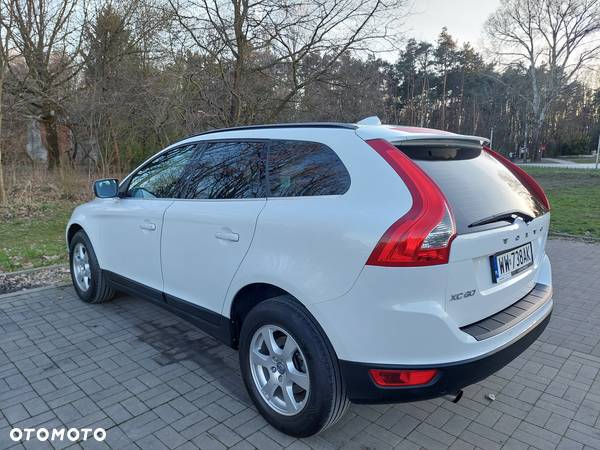 Volvo XC 60 D3 Momentum - 3