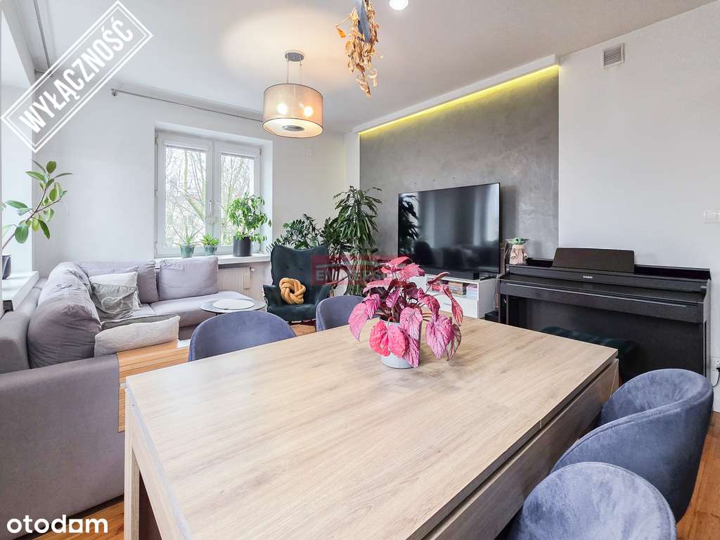 3 pok do wejścia jasne tramwaj-15