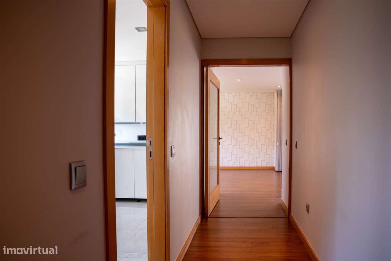 Apartamento T3 Venda em São Mamede de Infesta e Senhora da Hora,Matosi-10
