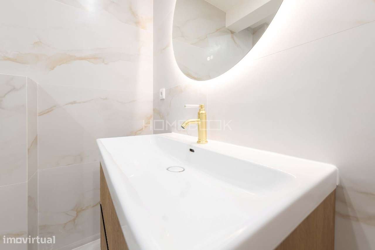 Apartamento T1 renovado em Santo Antonio da Caparica-14