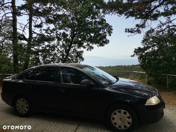 Skoda Octavia 1.6 Tour - 7