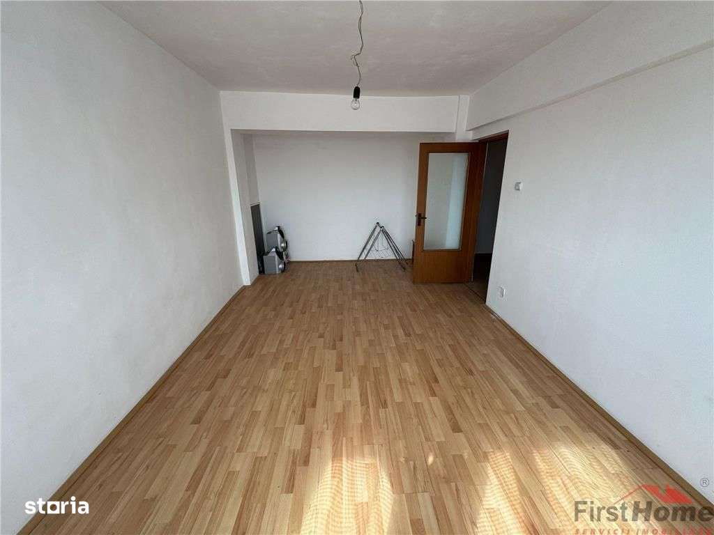 Apartament 2 camere, 60mp + garaj proprietate, etaj 4 cu acoperis - Imagine principală: 4/15