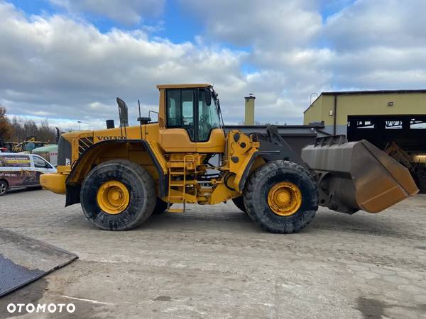 Volvo L220 F - 4