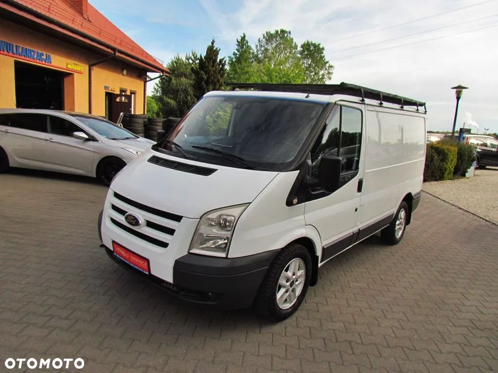 Ford Transit - 1