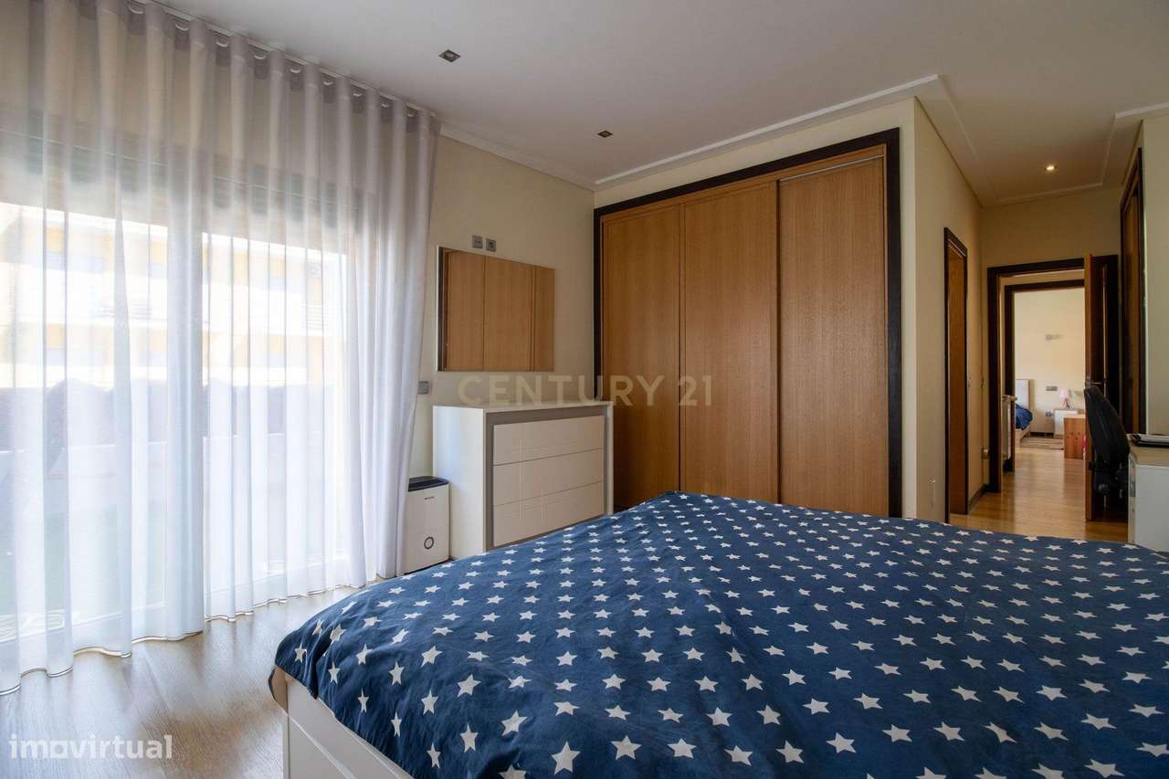 T3 com Terraço de 63 m² e Garagem de 70 m² | Comeira, Marinha Grande-17