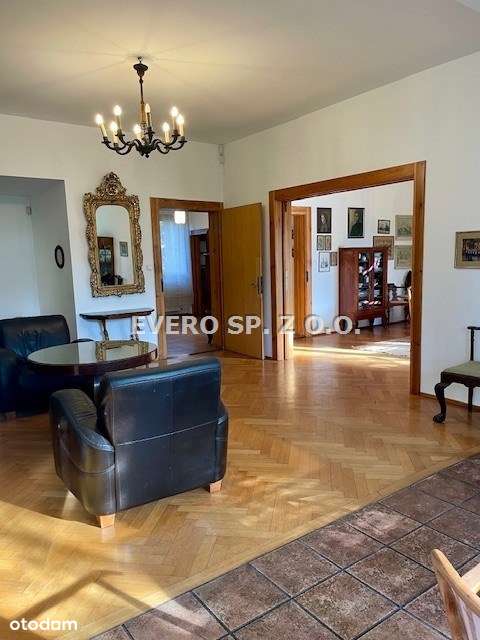 Klasyczna willa na Karłowicach-3