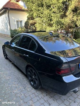 BMW Seria 3 320i - 2