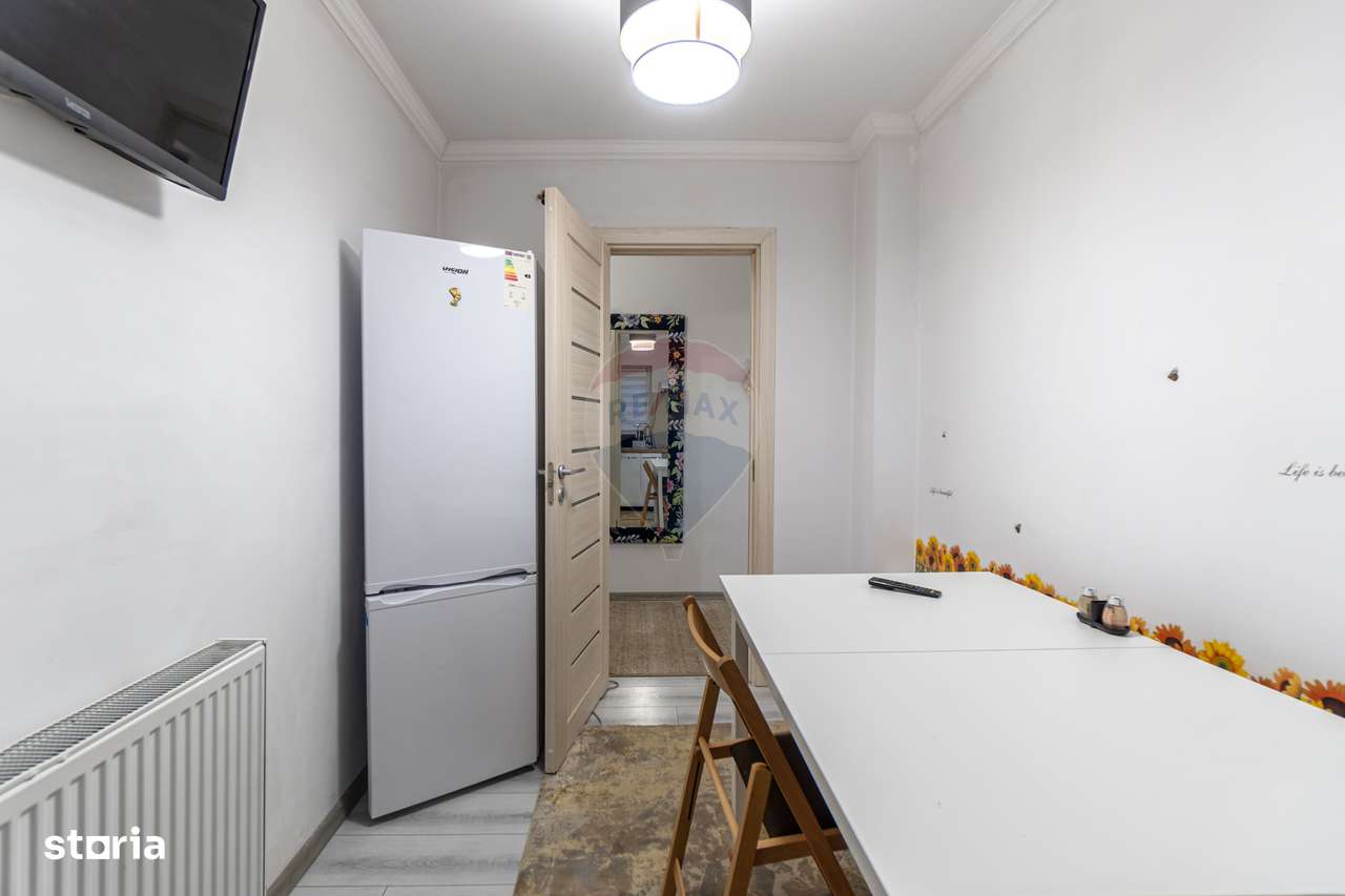 Apartament cu 2 camere de vânzare în zona Craiter-3