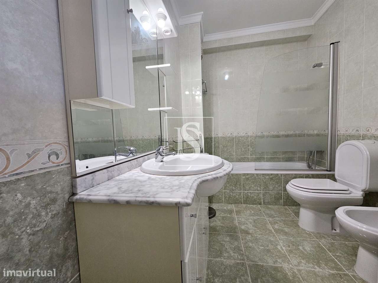 Apartamento T3 Venda em Sé, Santa Maria e Meixedo,Bragança-30