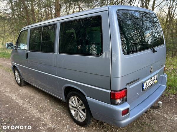 Volkswagen Multivan - 7