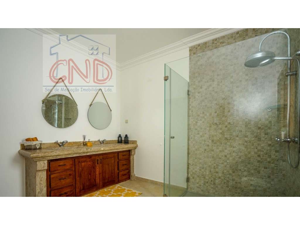 MAFRA - QUINTA, Moradia Arquitetura Tradicional Portuguesa com pisc...-9