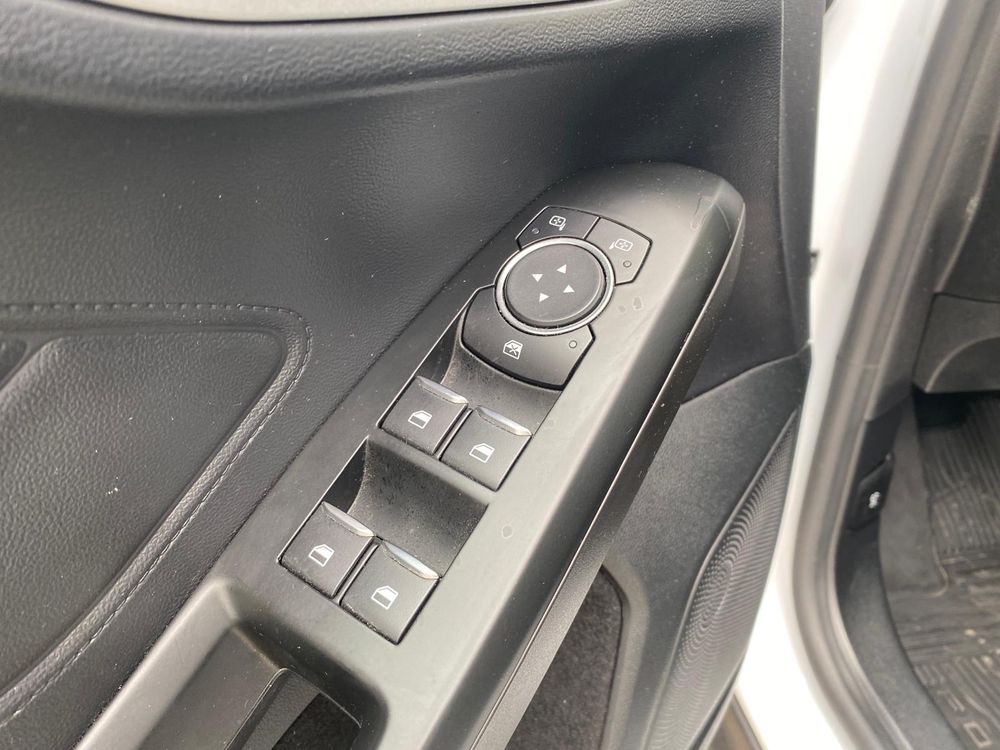 Ford Focus - foto 23