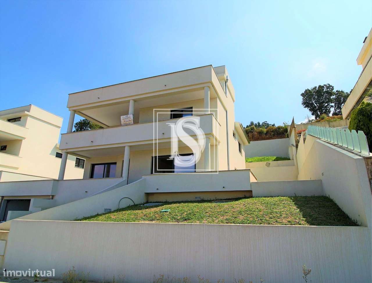 Moradia Isolada T3 ao Freixo com Vistas do Douro - Grande imagem: 5/24