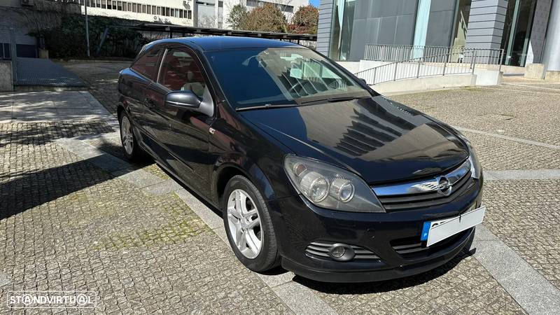 Opel Astra GTC 1.3 CDTi - 11