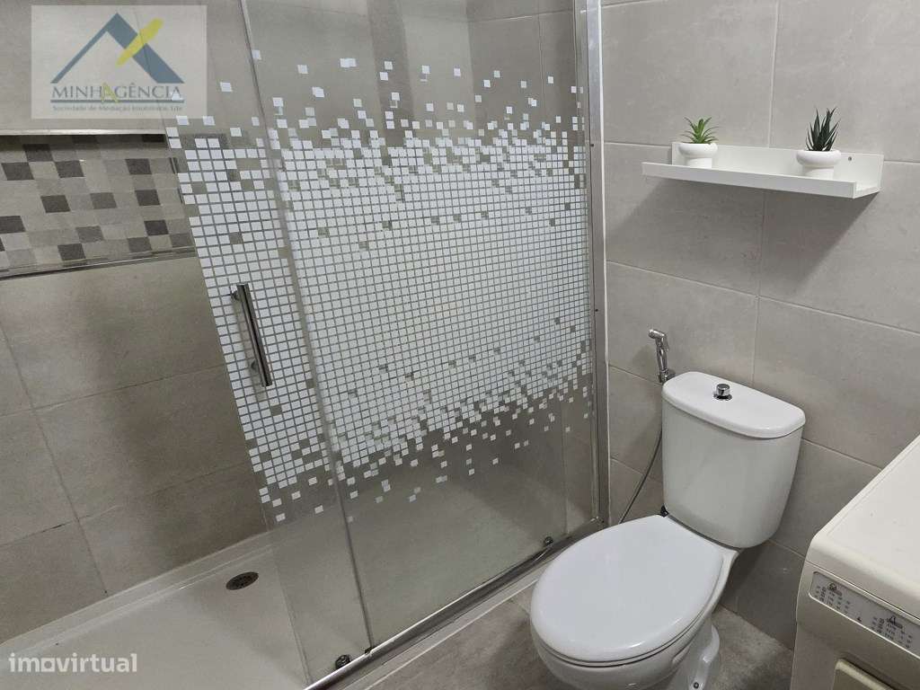 Apartamento T1 com varanda no Bonfim em Setúbal-20