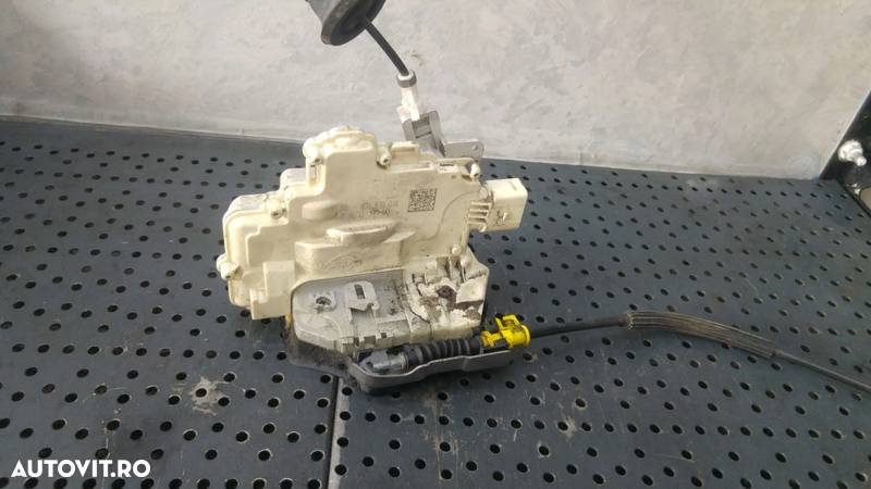 Broasca usa dreapta spate audi a6 c7 4g 4g0839016 - 1