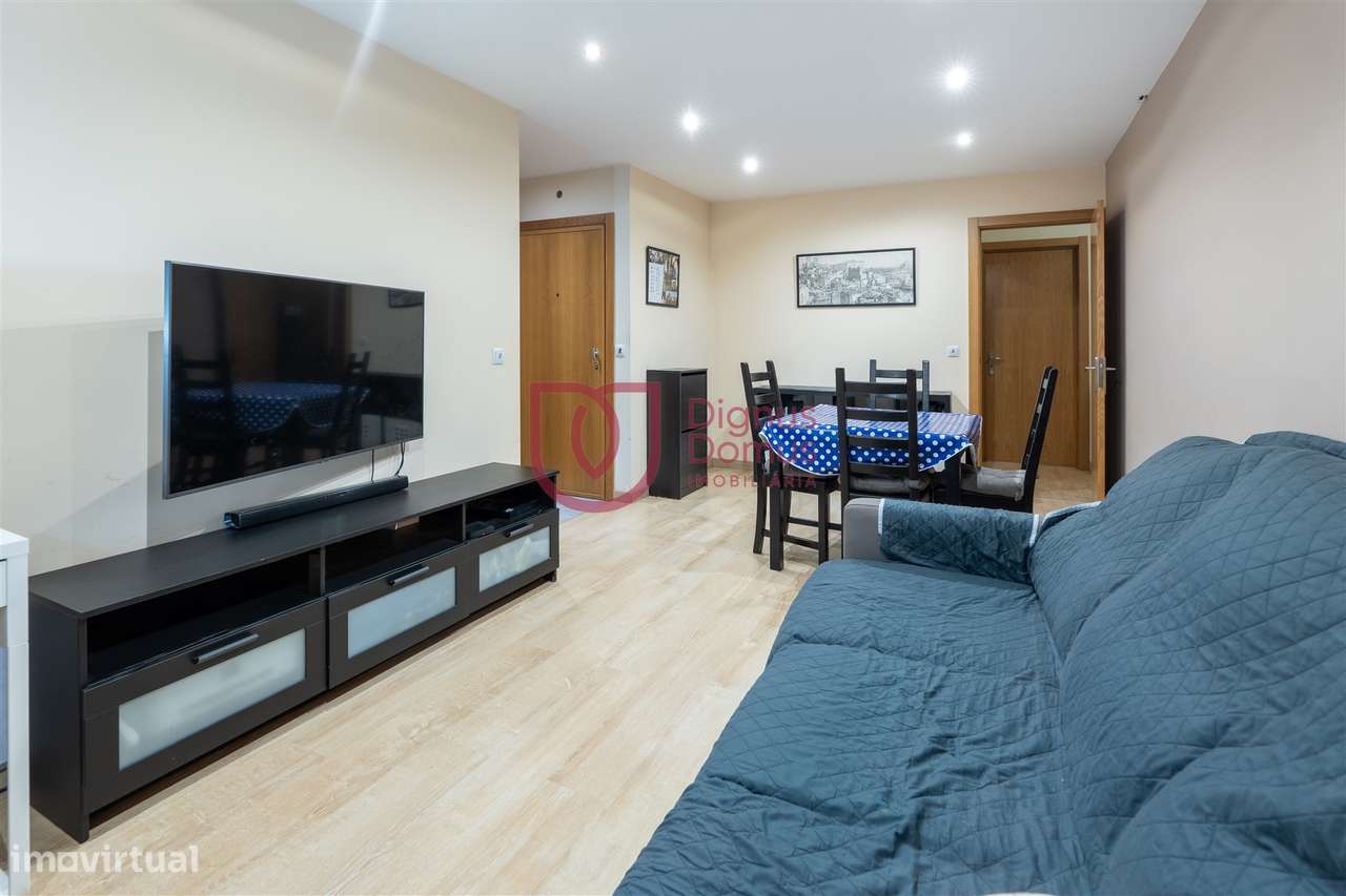 Apartamento T3 Venda em Lordelo do Ouro e Massarelos,Porto - Grande imagem: 2/22