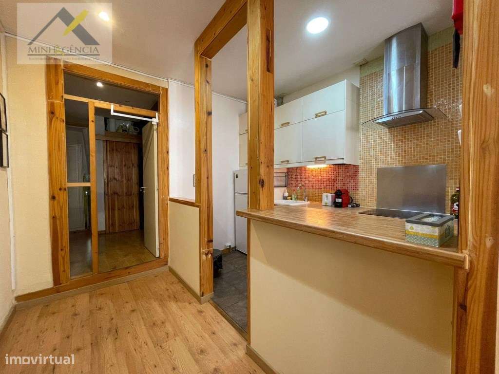 Apartamento T1 junto à Praça do Bocage em Setúbal-7