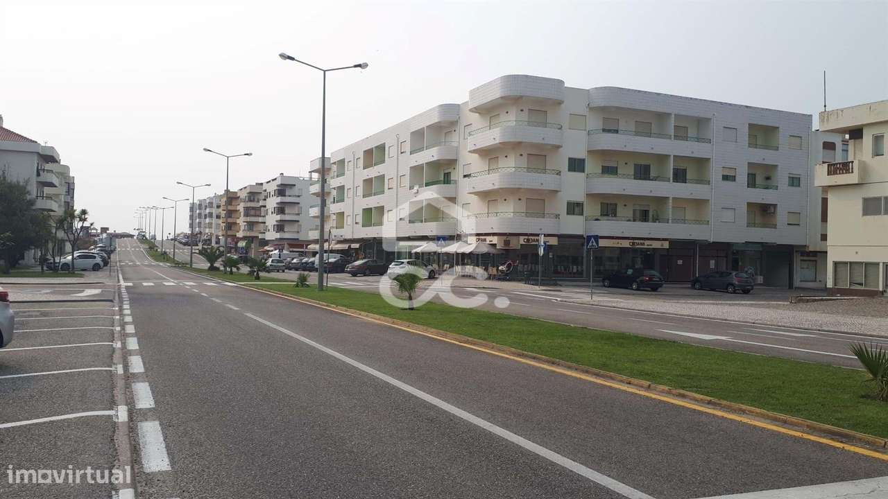 Loja  Venda em Vieira de Leiria,Marinha Grande-15