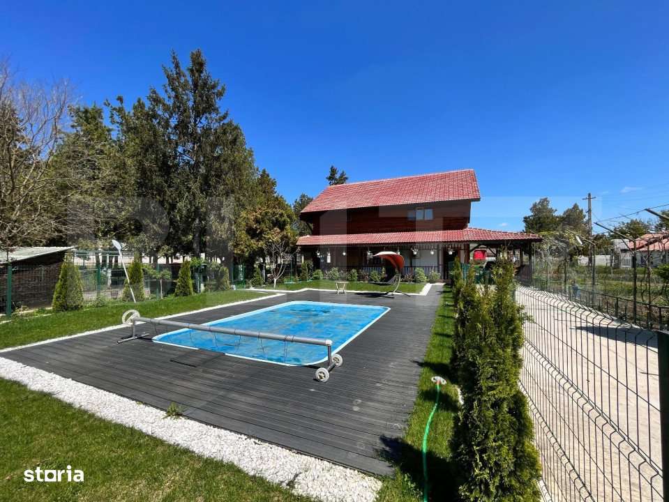 OPORTUNITATE! Teren intravilan 4,5 ha, cu 8 hale de peste 16.000 mp - Imagine principală: 4/19