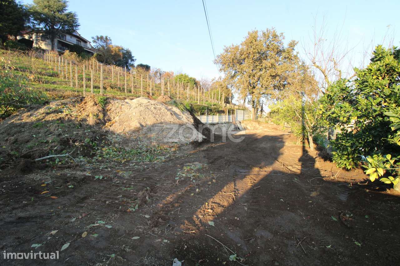 Terreno para construção em Polvoreira-2