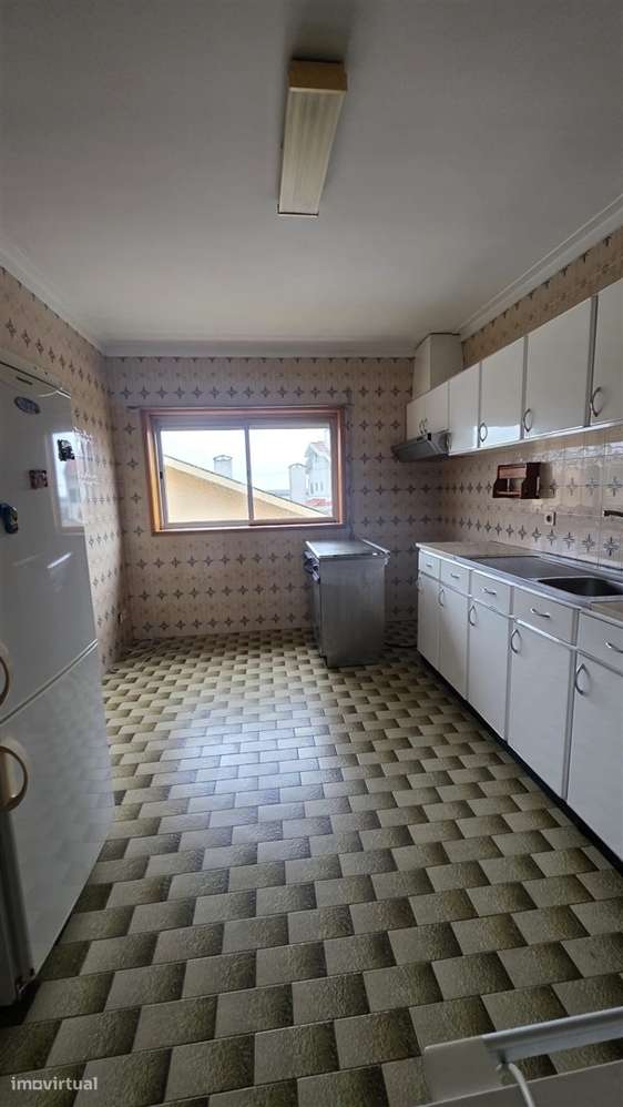 Moradia T3, de 4 frentes, em Arcozelo - Oportunidade Única!-20