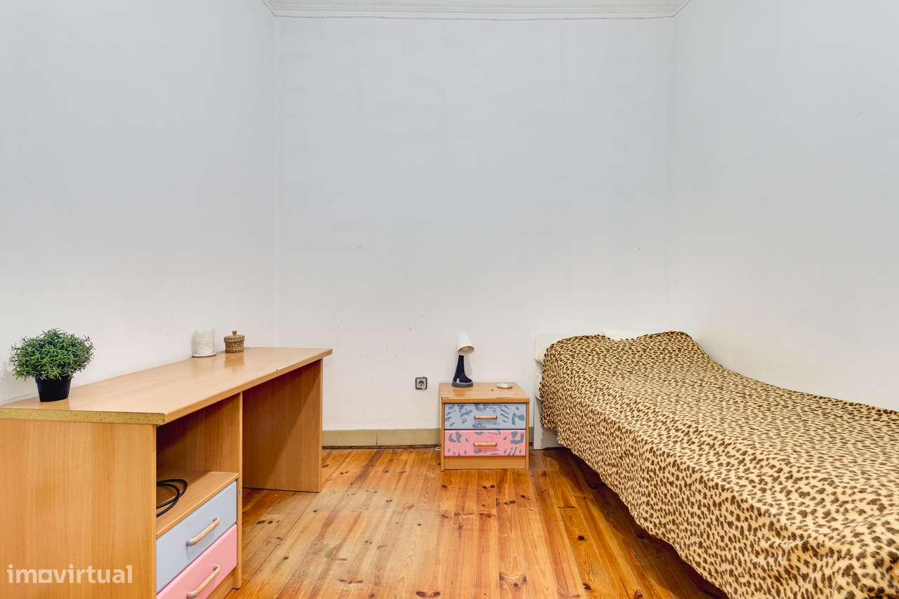 Apartamento T4 com 100 m² em Póvoa de Santa Iria-22