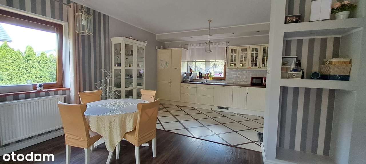 Pietrzykowice gmina Kąty Wrocławskie wolnostojący 2010 rok-7