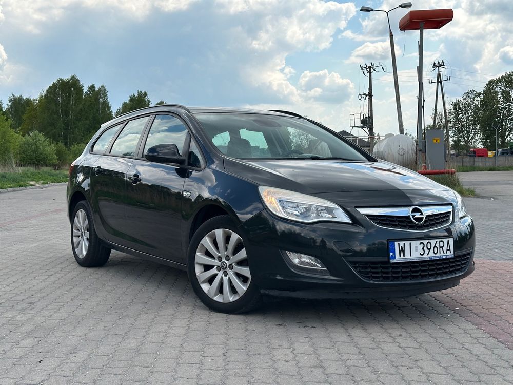 Opel Astra J 1.4 T Cosmo 2013