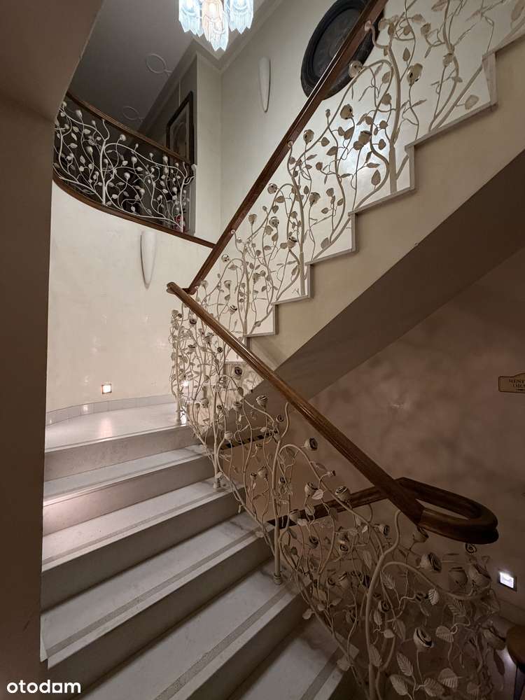 Na sprzedaż budynek komercyjny o pow. 660 m2 w centrum miasta - Pełny obrazek: 5/20