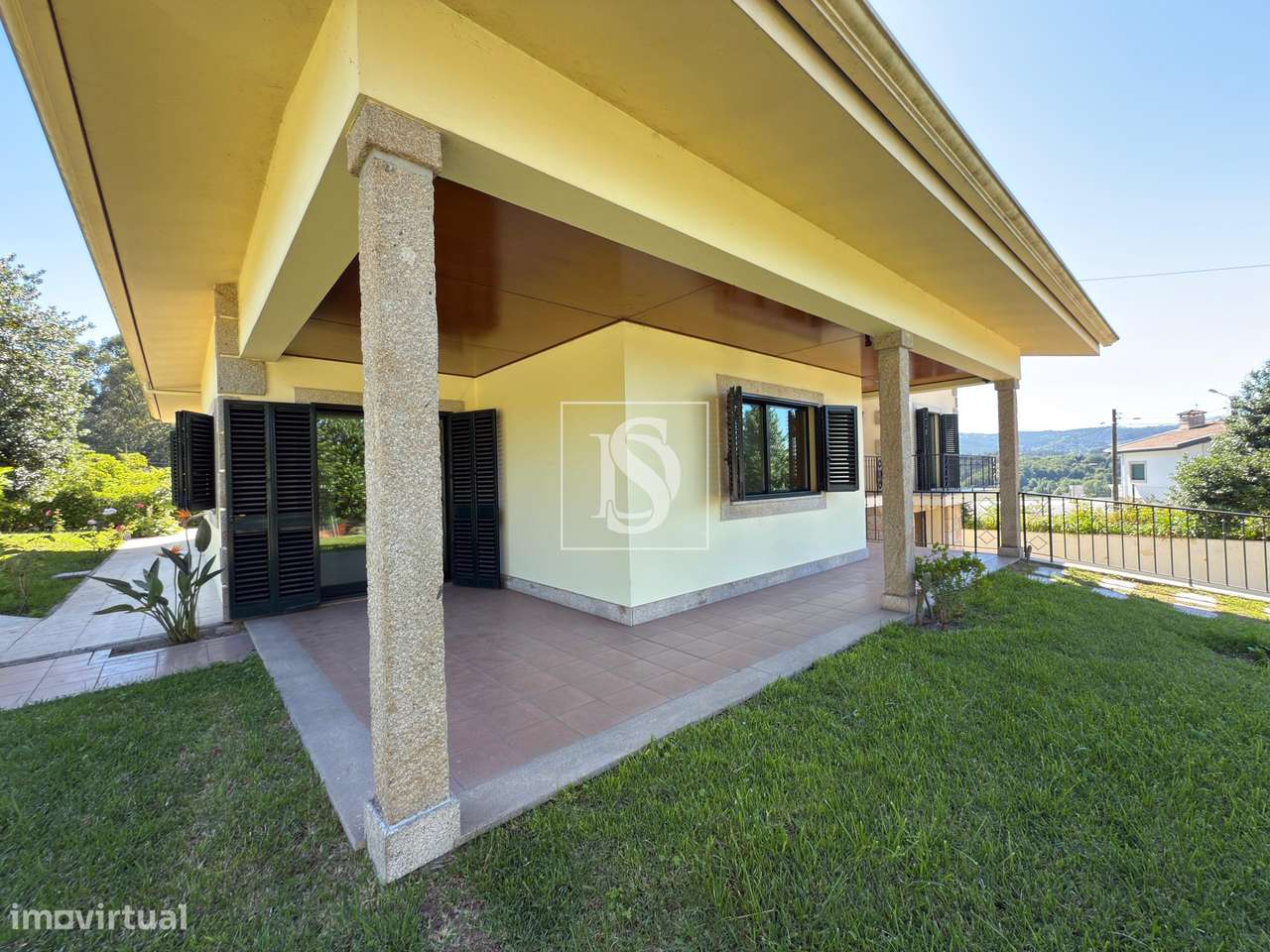 Moradia Individual T4 em Lago - Amares - Grande imagem: 4/43