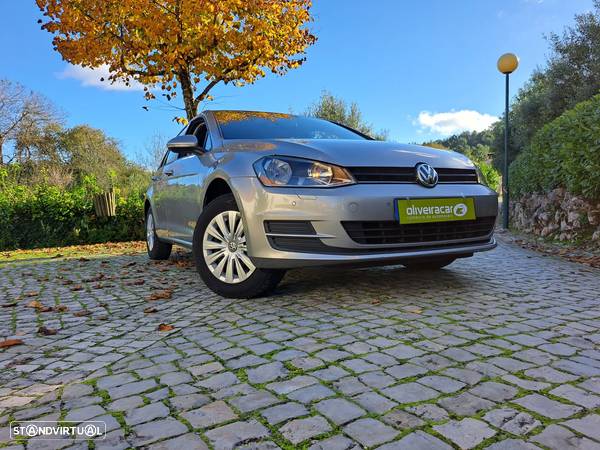 VW Golf 1.6 TDi BlueMotion Confortline - 6