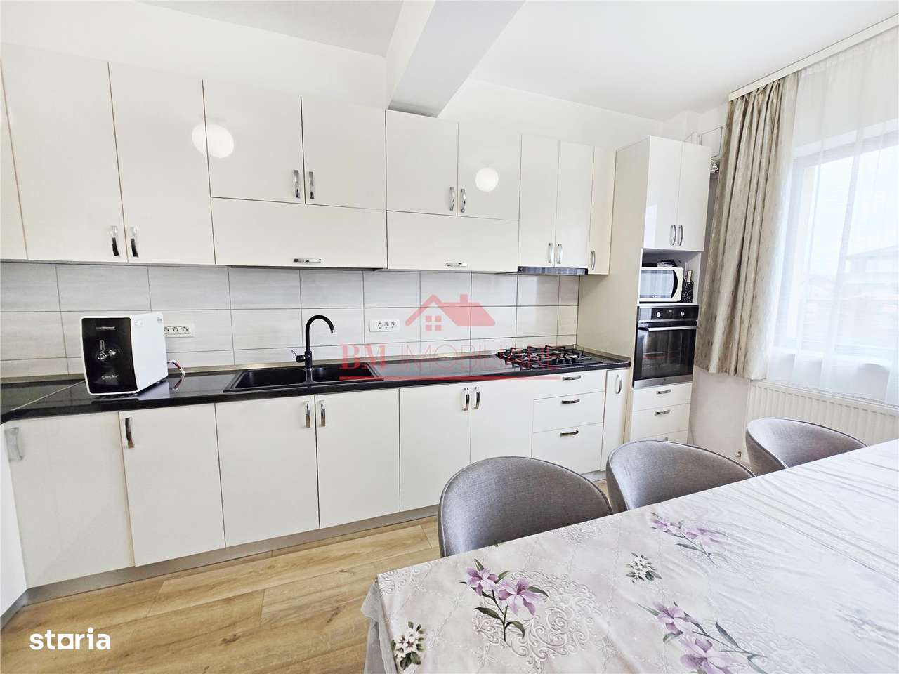 Vila de vanzare in Domnesti - mobilata si utilata-10