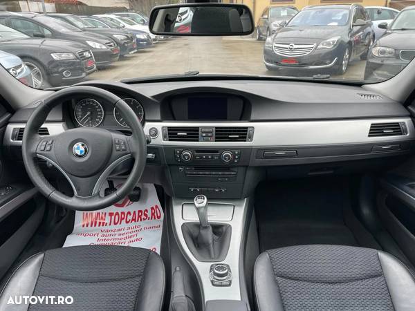 BMW Seria 3 318i Touring - 5