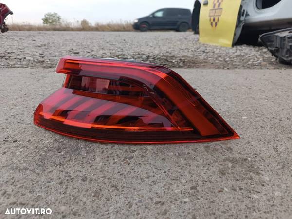 STOP/LAMPA AUDI Q8 - 3