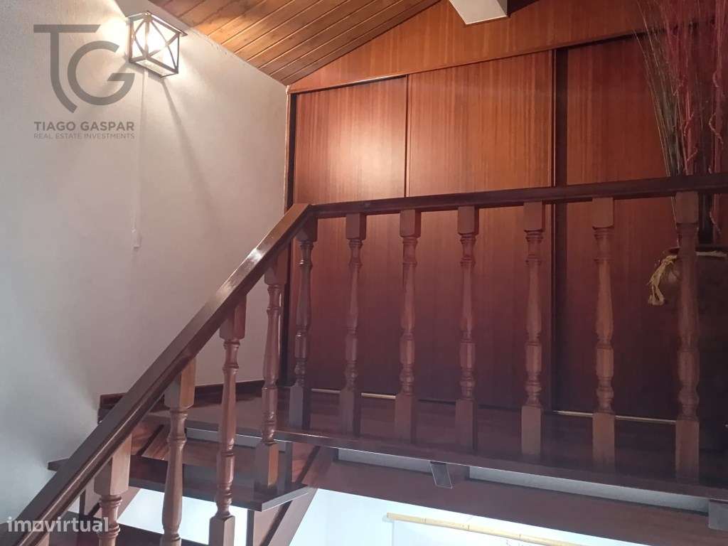 Moradia T4 Duplex Venda Gavião-7