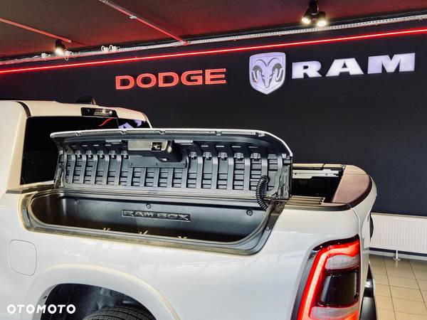 Dodge RAM 1500 5.7 4x4 - 14
