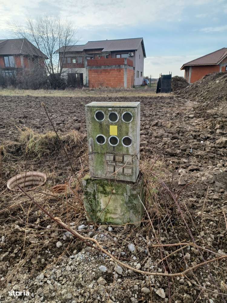 Parcela casă, 812 mp, Rontău. 42 000 E. Comision 0.-7