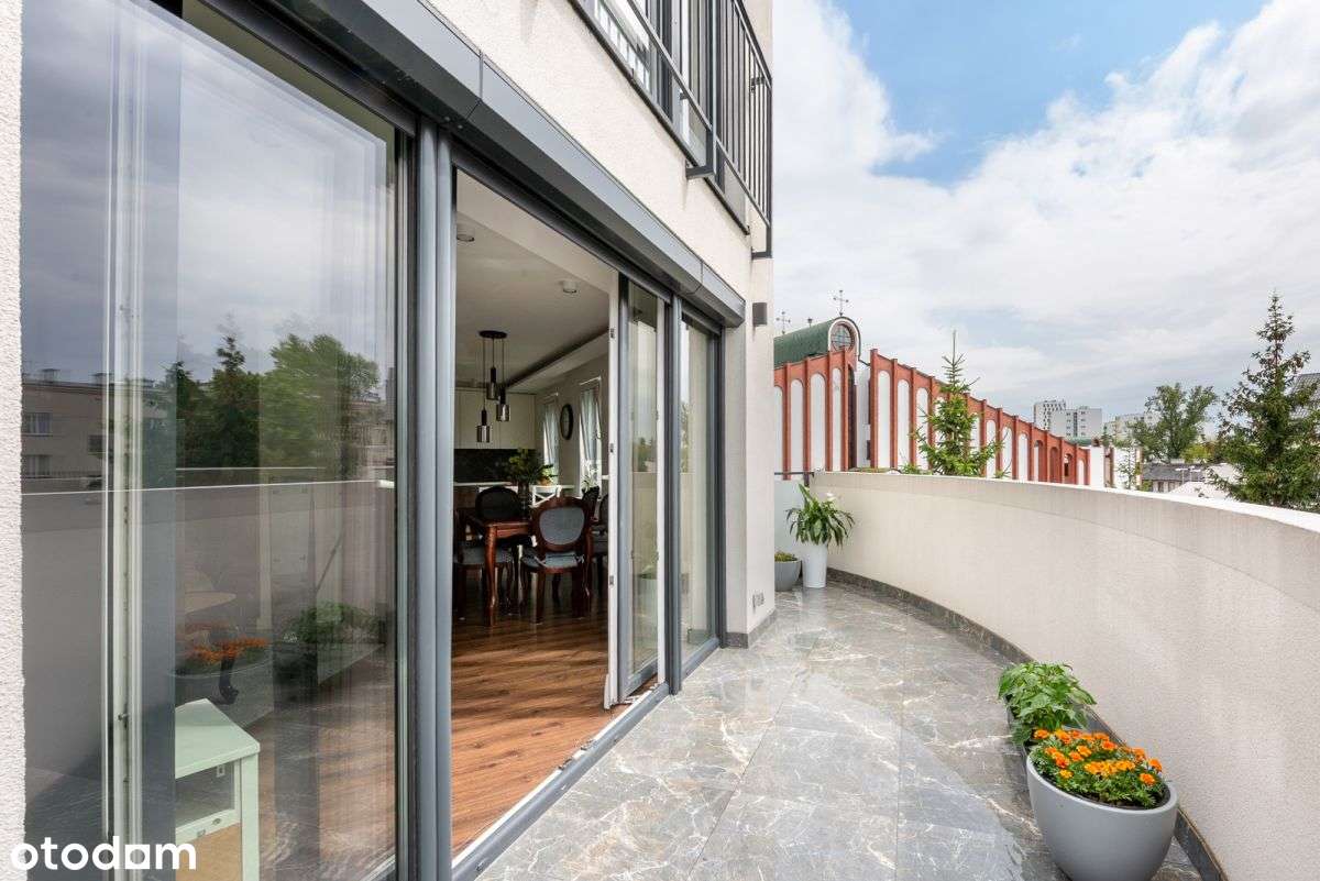 4 pokoje z tarasem w pobliżu Saskiej Kępy-0