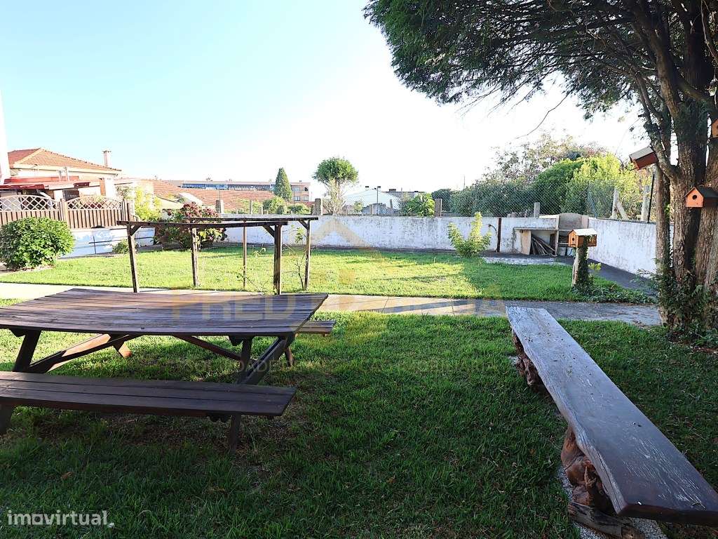 Apartamento T2 S. Félix da Marinha em condominio fechado-24