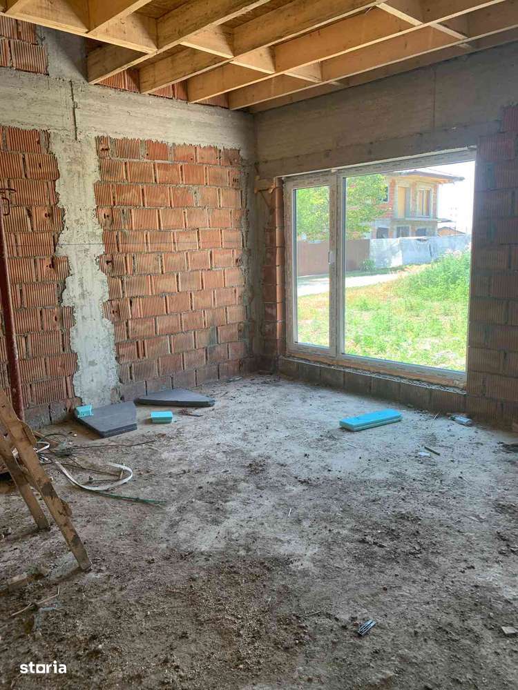 Casă la rosu de vanzare in Aroneanu, Iasi cu 750mp teren. - Imagine principală: 4/8