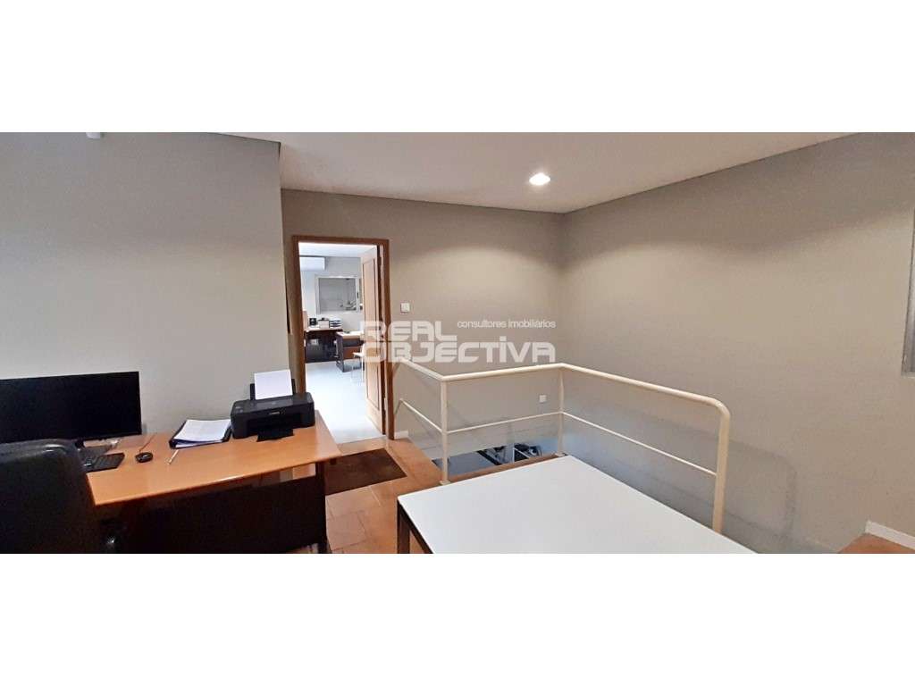 Armazém na Zona Industrial da Maia - Grande imagem: 5/7