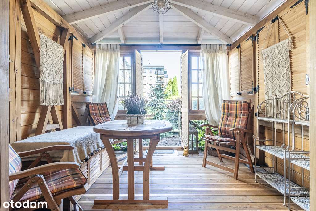 Piękne mieszkanie z ogrodem zimowym-11