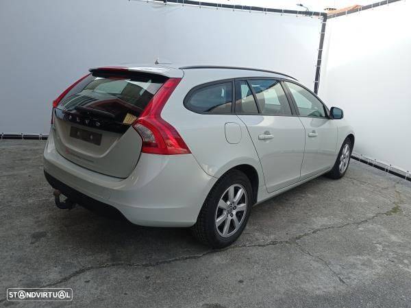 Para Peças Volvo V60 I (155, 157) - 3