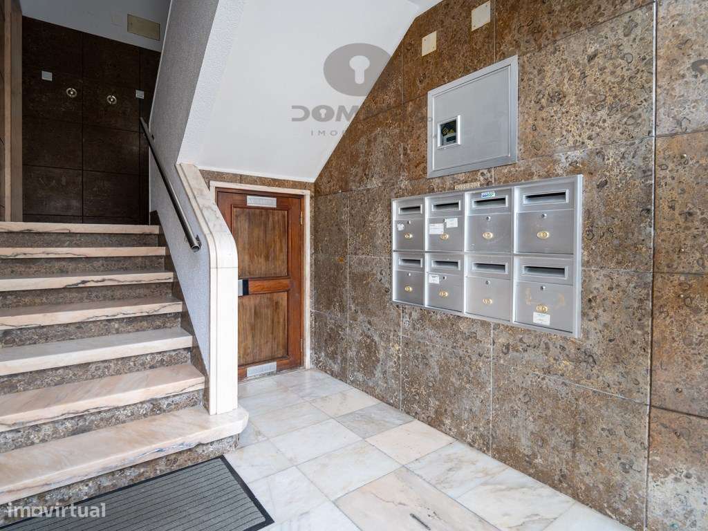 Apartamento T3 em Cruz Quebrada | Vista Rio-35