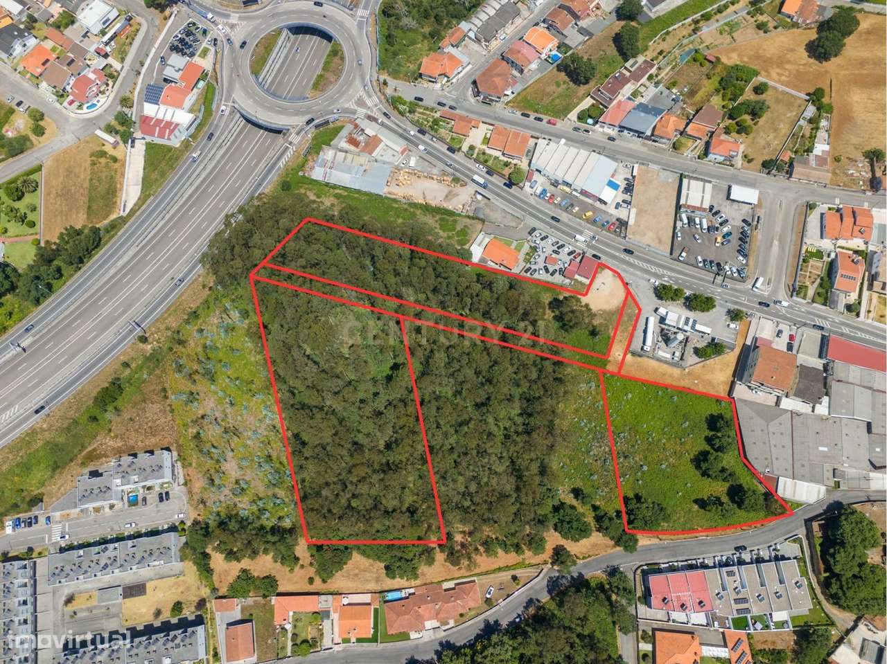 Terreno em Mozelos - 17.900m2 - Grande imagem: 2/17