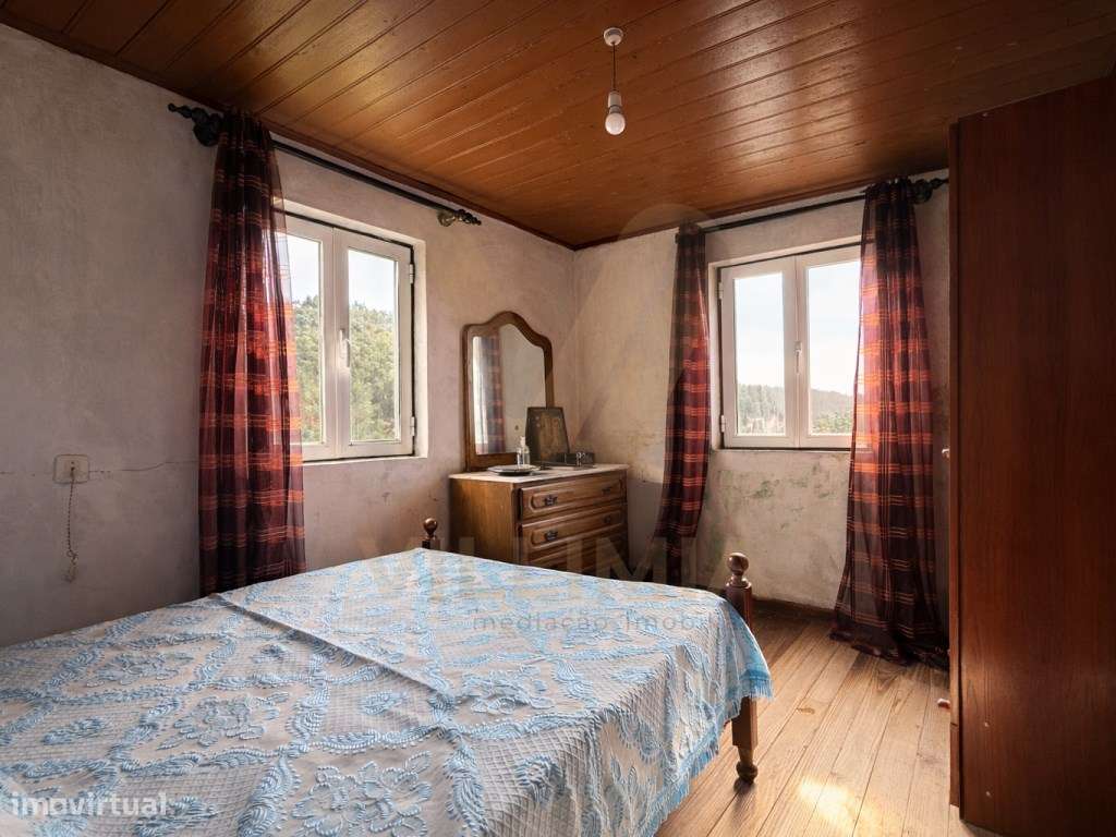 Propriedade com Casa Antiga T3 para Restauro - Beiral do Lima-14